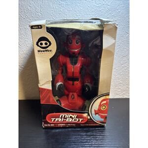 WowWee Robotics : Mini Tri-Bot Tribot Model 8152 Radio Shack